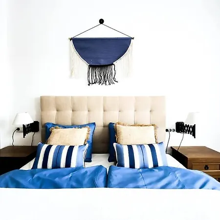 Apartment Del Mar 3 Bed *