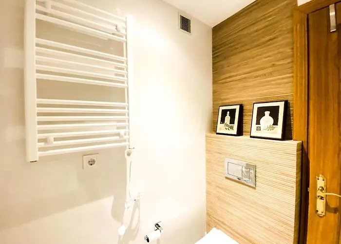 Апартаменти Del Mar 3 Bed