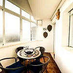 Del Mar 3 Bed Appartement *