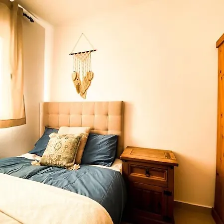 Del Mar 3 Bed شقة *