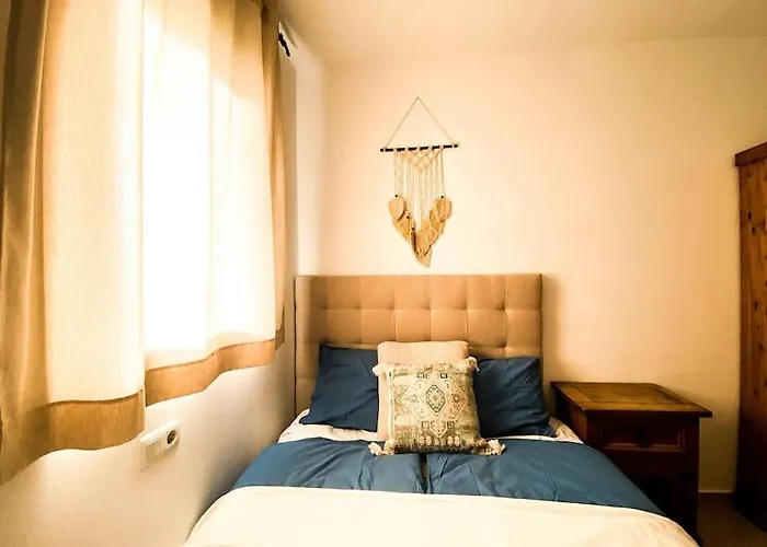 Del Mar 3 Bed Appartement *